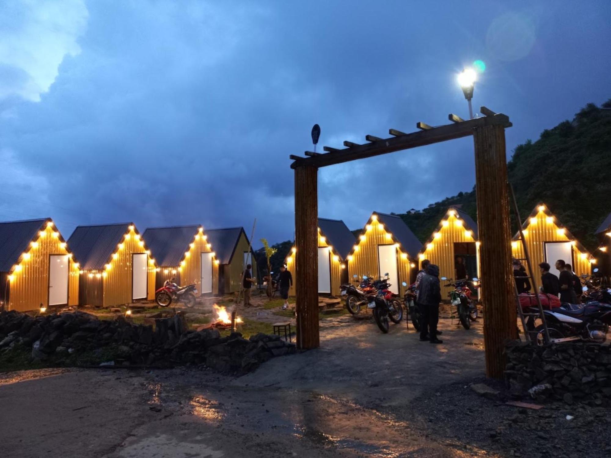 Nha Hang Homestay Pho Nui Bac Yen 外观 照片
